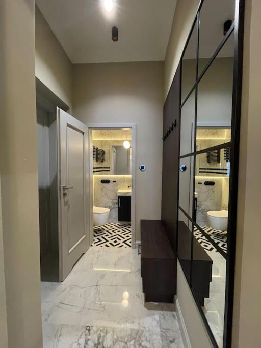 Crown Pearl - Wonderful Apartment, 110Scm, 4 Rooms คราคูฟ ภายนอก รูปภาพ