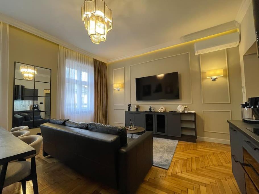 Crown Pearl - Wonderful Apartment, 110Scm, 4 Rooms คราคูฟ ภายนอก รูปภาพ