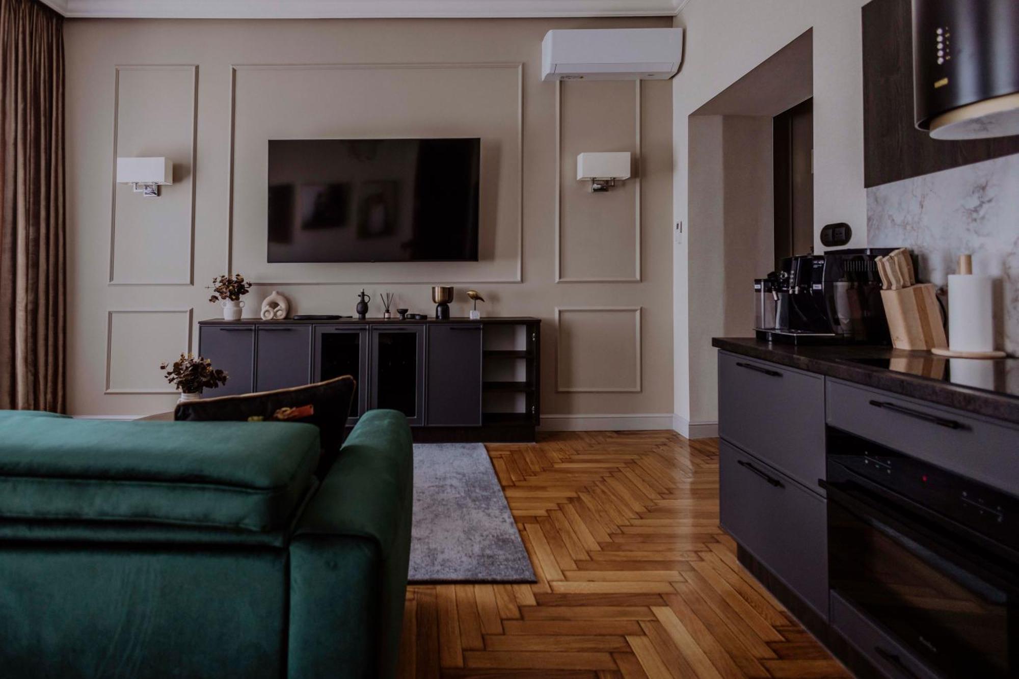 Crown Pearl - Wonderful Apartment, 110Scm, 4 Rooms คราคูฟ ภายนอก รูปภาพ