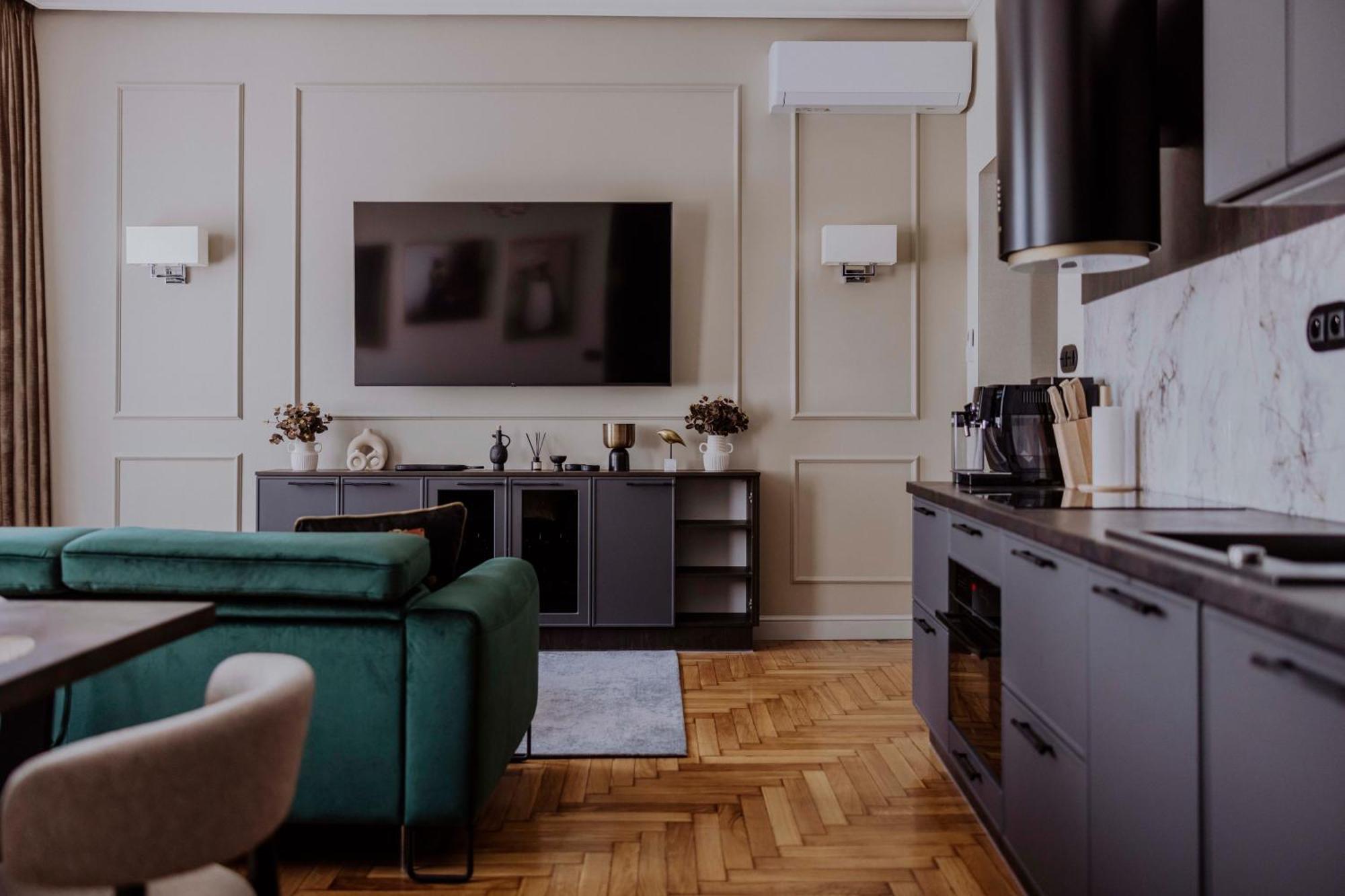 Crown Pearl - Wonderful Apartment, 110Scm, 4 Rooms คราคูฟ ภายนอก รูปภาพ