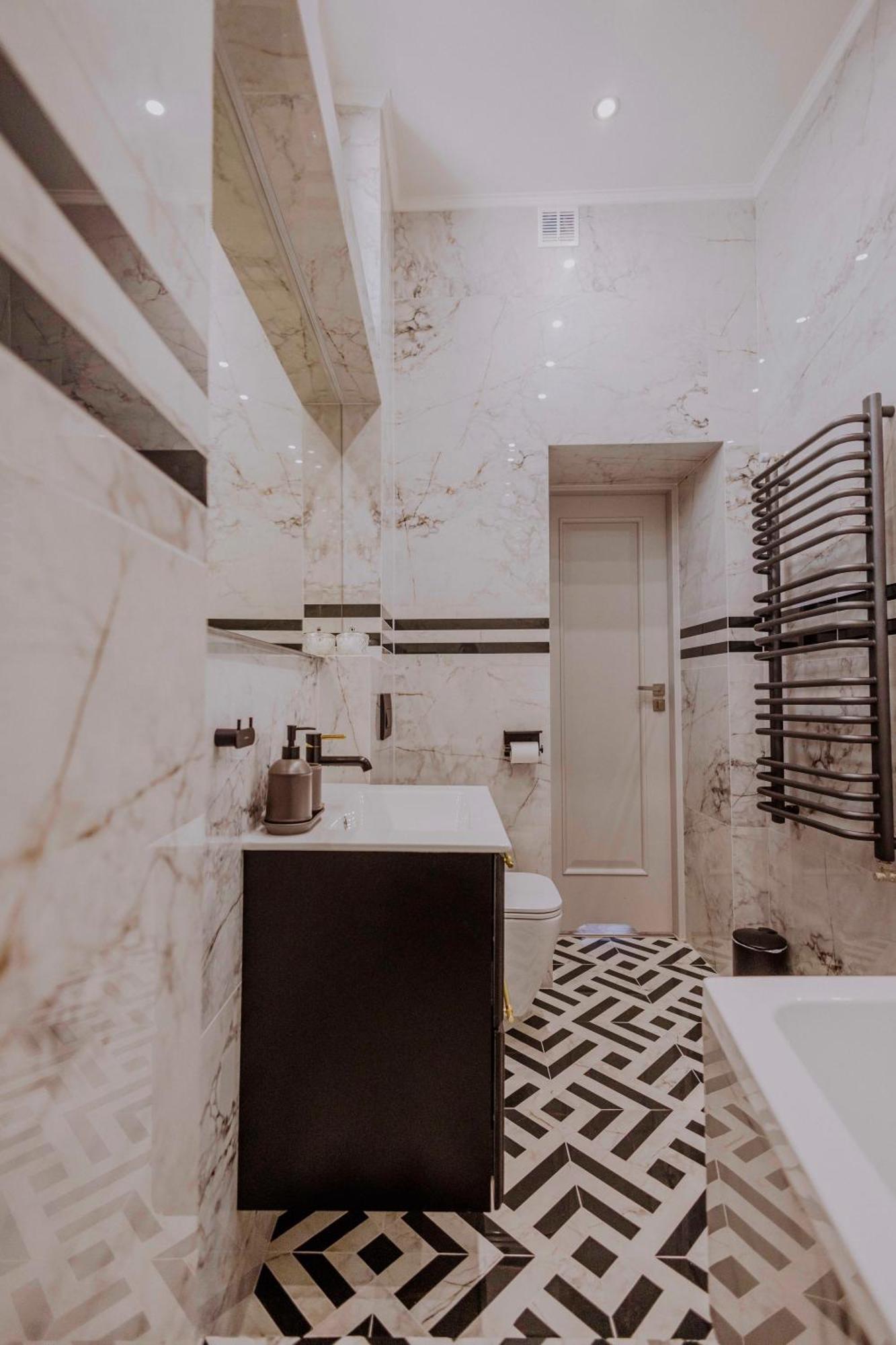 Crown Pearl - Wonderful Apartment, 110Scm, 4 Rooms คราคูฟ ภายนอก รูปภาพ