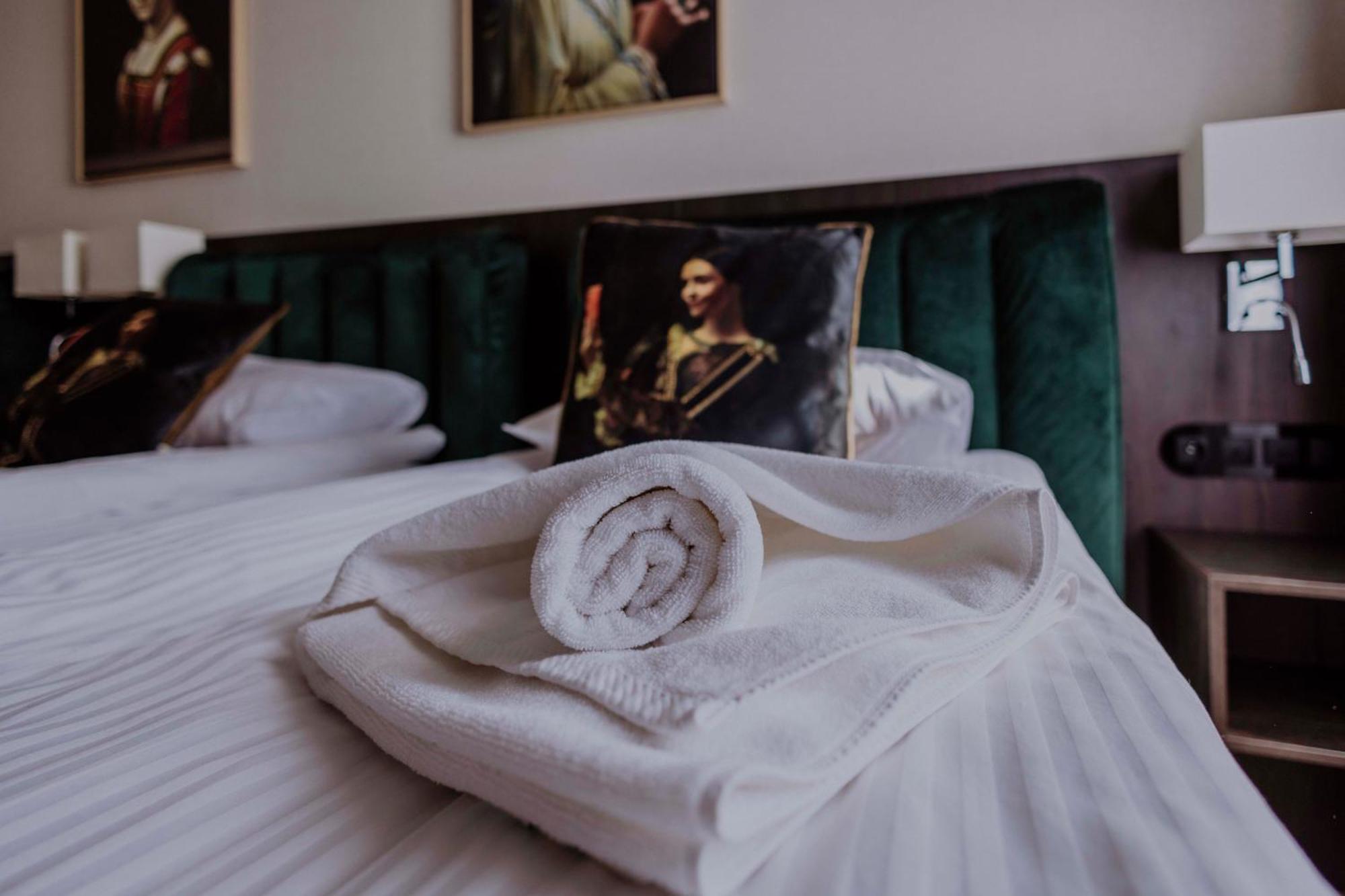 Crown Pearl - Wonderful Apartment, 110Scm, 4 Rooms คราคูฟ ภายนอก รูปภาพ